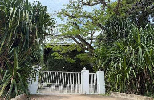 Kadirana North House | Eskimo Bungalow - Negombo