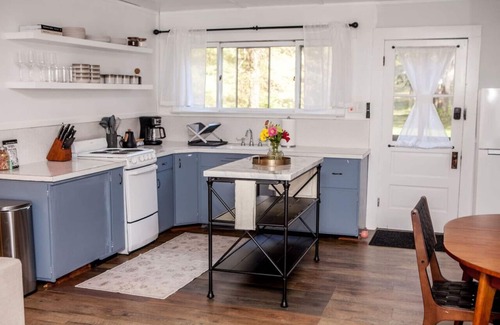 Mount Marion Cottage | Esopus Creek Cottage