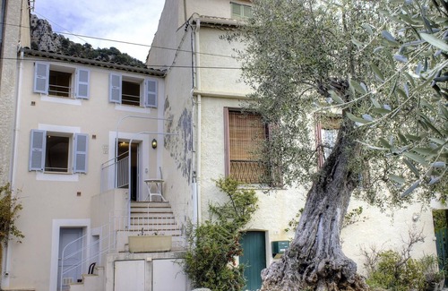 Castagniers House | Espace des Oliviers - Gîte n°1