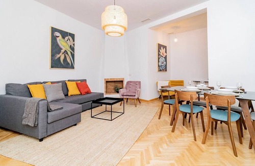 Chueca Apartment | Espectacular Apto. Centro de Madrid C/Infantas 3-6