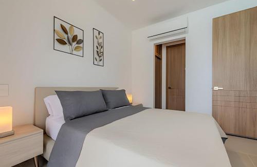 Zona Norte Apartment | Espectacular vista a laguna de Kristal/1 alcoba