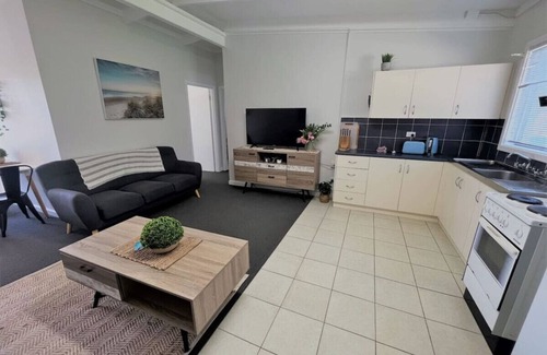 Castletown Apartment | Esperance Little Units 3