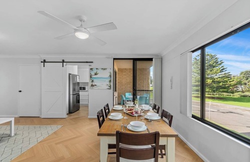 Thirroul Apartment | Esplanade Escape Beachfront Family Bliss