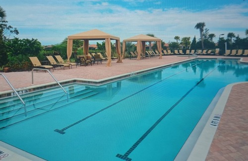 Braden River Condo | ESPLANADE RESORT: END UNIT 101/SORRENTO WAY/GROUND UNIT/2BED/2BATH+DEN/GOLF VIEW
