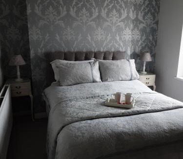 Porthcawl Apartment | Esplanade Seaside View Apartment