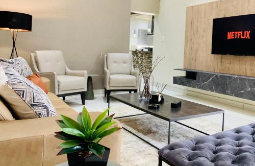 Windhoek Apartment | Essence Lifestyle Self-Catering Accommodation - 1523 Hochland Park