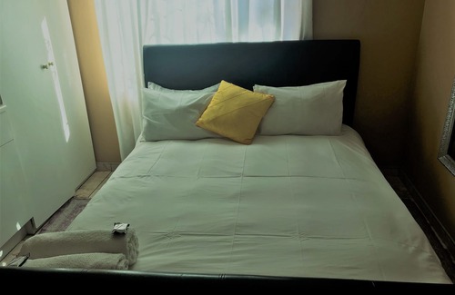 Windhoek House | Essence of Africa Guesthouse