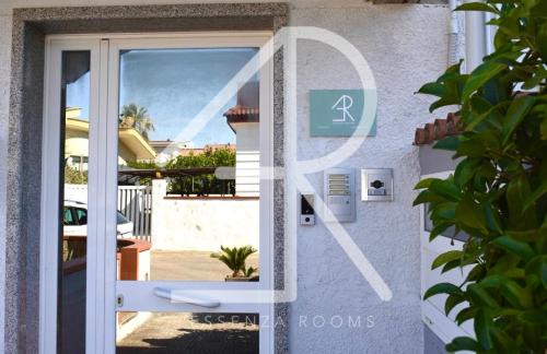 Crispiano House | Essenza Rooms