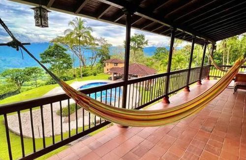 Valparaiso House | Estadía en hermosa finca con piscina