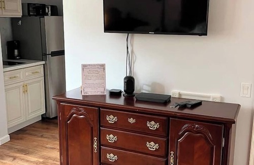 Santa Maria Condo | Estate Guest Home—Upstairs, EV Charger on site