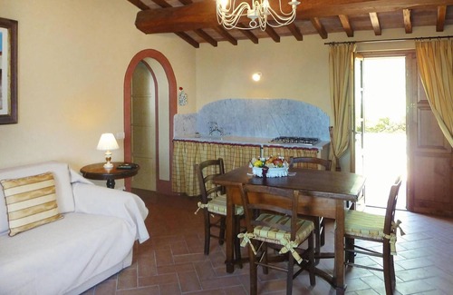 Buti Apartment | Estate in Monte Serra with Panoramic Views