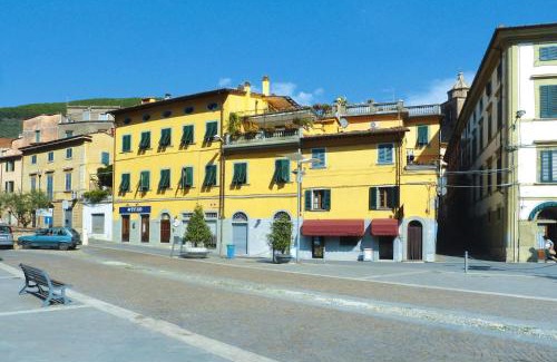 Buti Apartment | Estate in Monte Serra with Pool & Olive Views