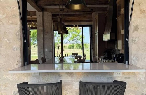 Fredericksburg House | Estate & Sunday House at The Sanctuary