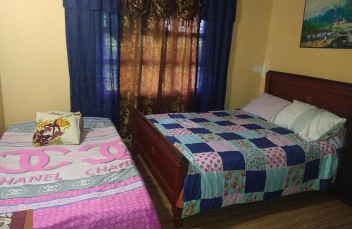 Roldanillo Ski Chalet | Estate with pool for 7 people in Roldanillo