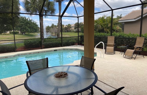 Estero House | Estero, FL Rookery Point-Beautiful Home 3 BR/2.5 BA Heated Pool MONTHLY RENTAL