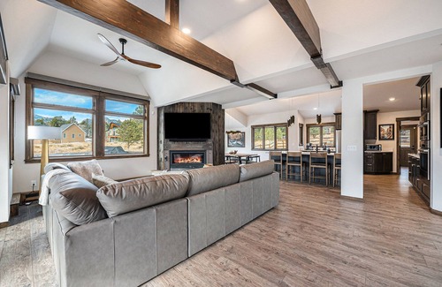 Stanley Hills House | Estes Dream! An Estes Park Luxury Home.