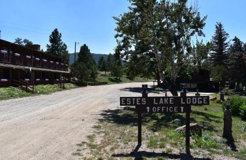 Estes Park Hotel | Estes Lake Lodge