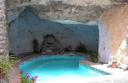 Guajar Faraguit House | Estrella: 2-bedroom with cave pool! Enjoy mountains, beach and Granada/Malaga