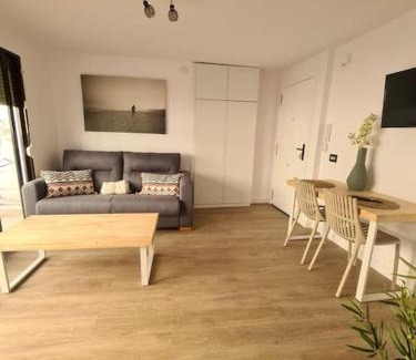 Grao de Gandia Apartment | Estudio con vistas al puerto