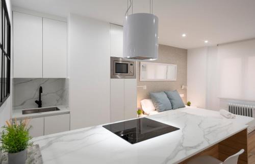 Plaza de Toros-Doctores-San Lazaro Apartment | Estudio Deluxe en Jardines del Triunfo - Granada