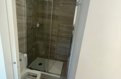 Castelldefels Apartment | Estudio Reformado Totalmente Equipado a 100 Metros de la Playa con Piscina