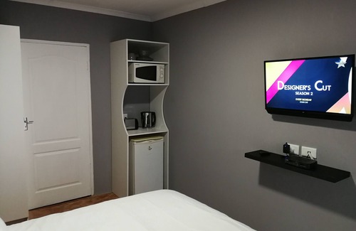 Port Shepstone Ski Chalet | ET Accommodation self catering accommodation.