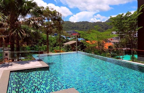Patong Apartment | ET214 - pool access studio, quiet Patong area