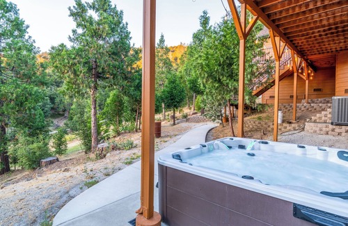 Ahwahnee Cabin | Ethereal Woodland Cabin - near Yosemite, Bass Lake