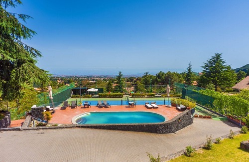 Nicolosi Villa | ETNA HOME luxury villa