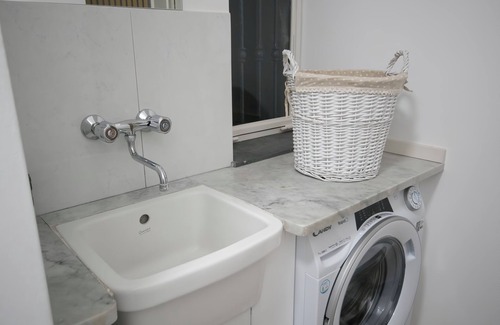 Zafferana Etnea Apartment | Etna Sogno di Andrea: Your Holiday Home on Etna. Follow us on social media!
