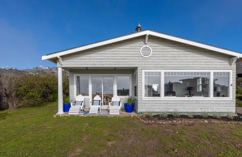 Dillon Beach House | Etoile De Mer The Star of the Sea Luxurious Walk to Beach Pool Table, Foosball, Ping Pong VIEWS