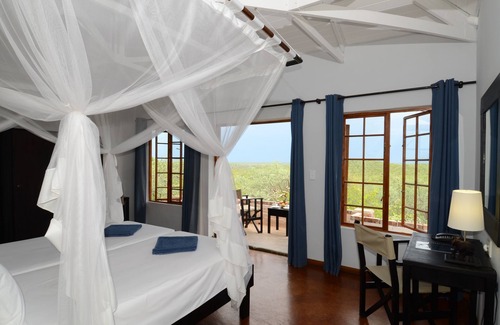 Okaukuejo Cabin | Etosha Safari Lodge