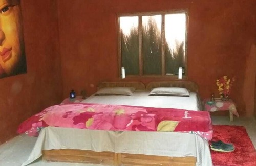 Dalhousie Hotel | ETU Adventures Homestay