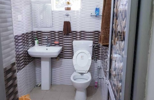 Dalhousie Hotel | ETU Adventures Homestay