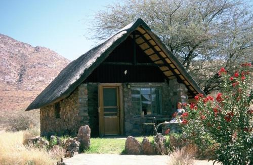 Karibib Cabin | Etusis Lodge