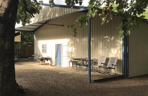 Hoyt House | Eufaula Lake House in Quiet Neighborhood w/Private Beach