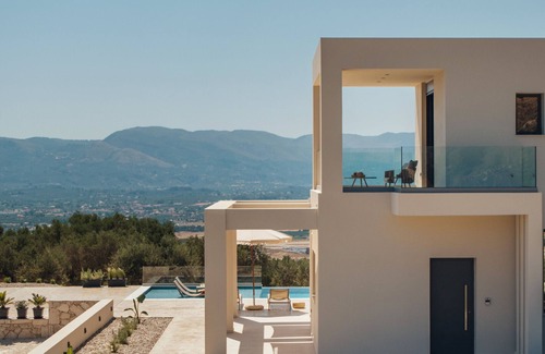 Argassi Villa | Euphoria Hill 3 Bedroom Villa with Private Pool