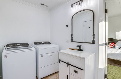 Eureka Springs House | Eureka Springs Home Rental w/Panoramic Views!