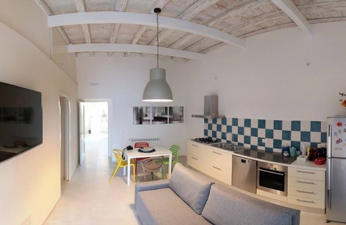 Brucoli House | Euribia house, stay by the sea.