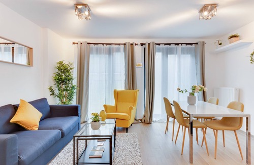 Upper Town Apartment | Europea Royal Studio Residence