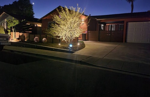 San Ramon House | EV Charger, High-speed Internet, 3 Br 2 Bth stylish Dublin remodeled townhome.