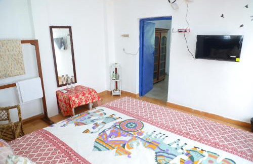 Pondicherry Beach Apartment | Eva Bliss-French Stay , 2mins Walk To Rock Beach
