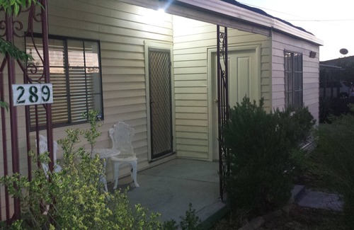 Broken Hill House | Eva's Place- Broken Hill