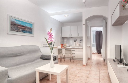 Matagorda Apartment | Eva Vacation Home Pool & Relax - Very close to the beach
