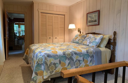 Holton Cottage | Evansdale Cottage on Beautiful Big Blue Lake
