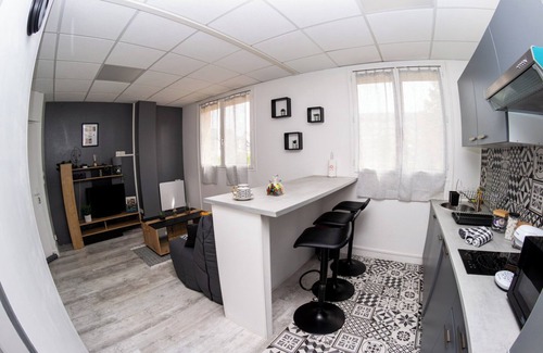 Pin - Vert Galant Apartment | Evasion & Confort : 24h of Le Mans at 1km Discover our charming studio