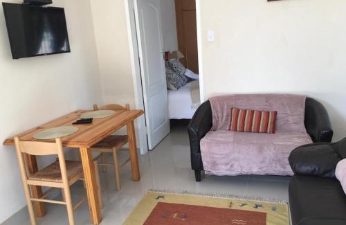 Fichardt Park House | Evening Star Guest Units
