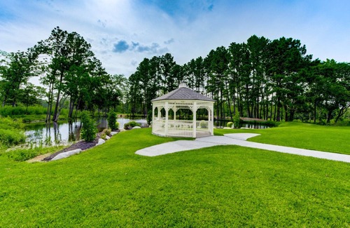 Oakhurst House | Event Space in New Waverly TX