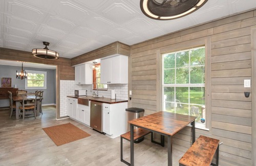 Spring Apartment | Events Welcome, Large, and Private Retreat