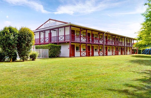 Ibos Hotel | Ever Route 64 Brit Hotel Tarbes Ibos